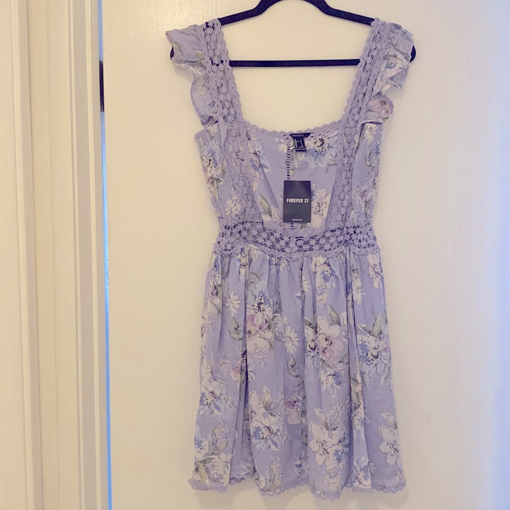 Beautiful Lavender Dress size Small S from Forever21 New with tags